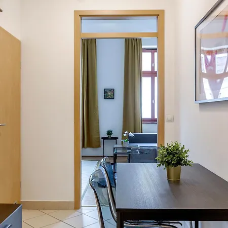 Apartment Global Living - Downtown Cozy In The Gozsdu Garden