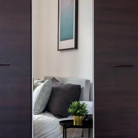 Apartment Global Living - Downtown Cozy In The Gozsdu Garden